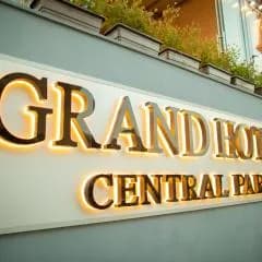Grand Hotel Baku Central Park, יאסאמאל